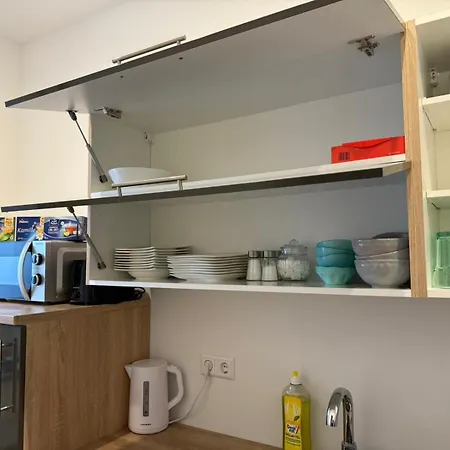 Проживание в семье Schoenes Zimmer-1 In Stuttgart-mitte Штутгарт