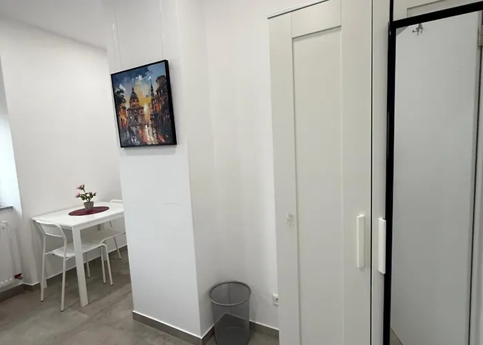 Schönes Zimmer-1 In Stuttgart-mitte *