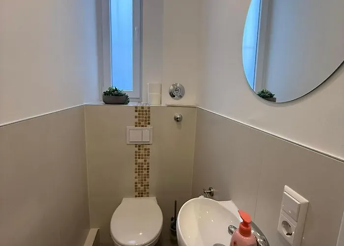 Schönes Zimmer-1 In Stuttgart-mitte