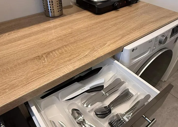 Schönes Zimmer-1 In Stuttgart-mitte Privatunterkunft